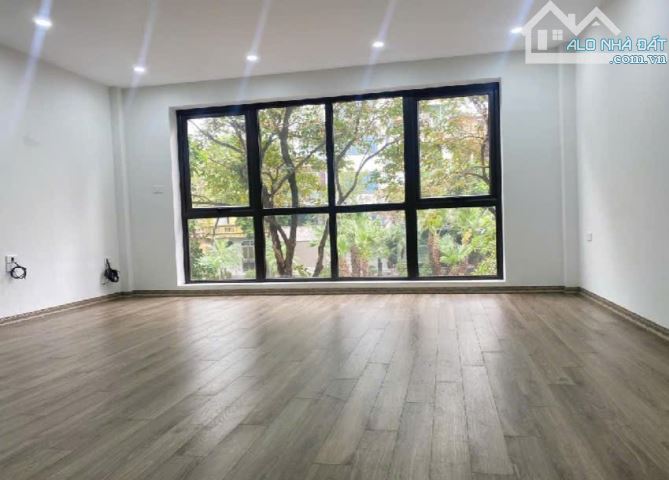 View Công Viên/ 16 tỷ/ 7 Tầng/ 40 m2/ 5.4 Mt/ Tái Định Cư/Cổ Linh - 5