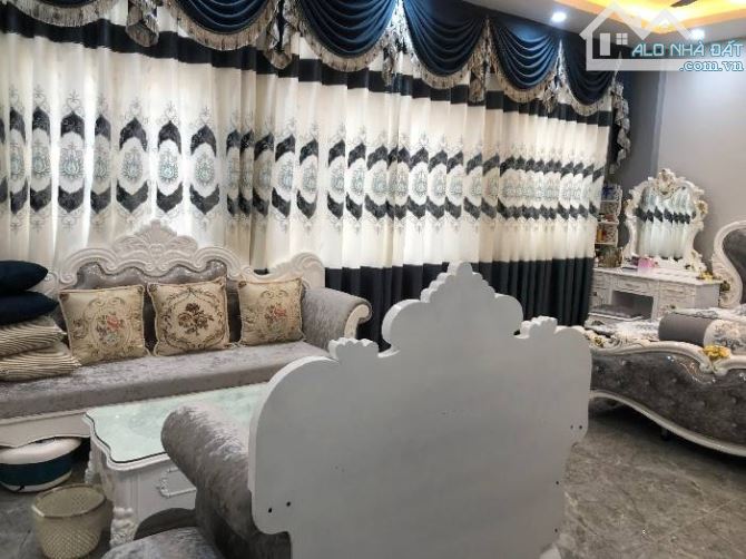BÁN NHÀ HẺM HUỲNH TẤN PHÁT - BÌNH THUẬN - XE HƠI 3 CHIẾC - NGANG 6.2M - CHỈ HƠN 10 TỶ - 5