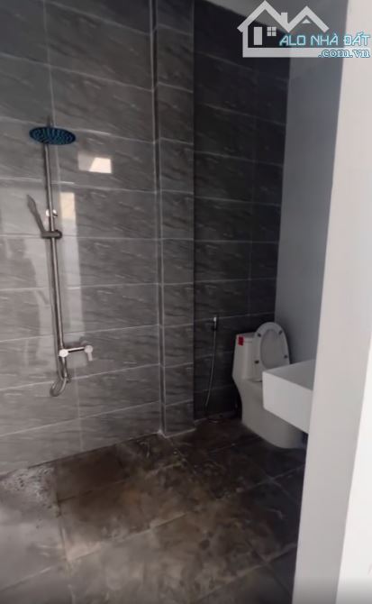 Nhà mới xây đẹp, kiên cố, rộng rãi đầy đủ công năng 3PN giá 1ty950 - 6
