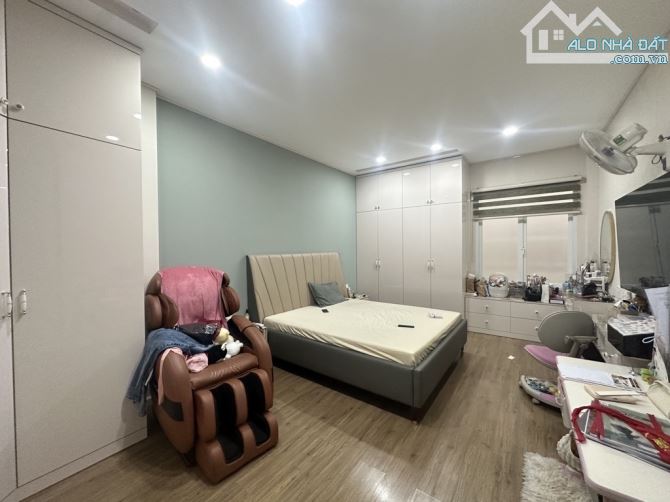 🏠Bán nhà mặt tiền Tân Phú-KD đỉnh-Đường 12M-Nguyễn Văn Tố-P.Tân Thành-108m2-4x27-3tầng - 6