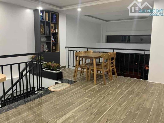 VỪA Ở VỪA KD, APARTMENT 5 TẦNG GẦN BIỂN DOANH THU 50TR/THÁNG GIÁ CHÀO 8TỶ50TRIỆU - 8