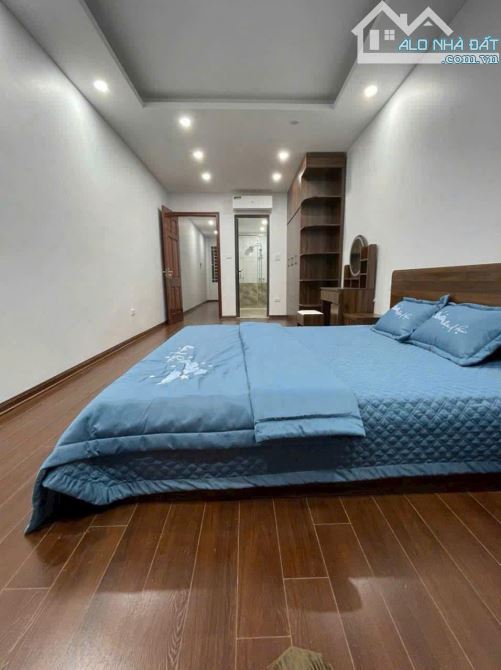 Cần bán nhà Ngoc Thuỵ Long Biên 5 tầng ô tô đỗ cửa - 8