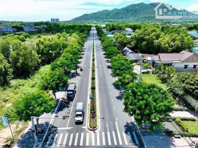 BÁN ĐẤT MT ĐƯỜNG NGUYỄN VĂN LINH - TT PHƯỚC HẢI . LONG ĐẤT .BRVT