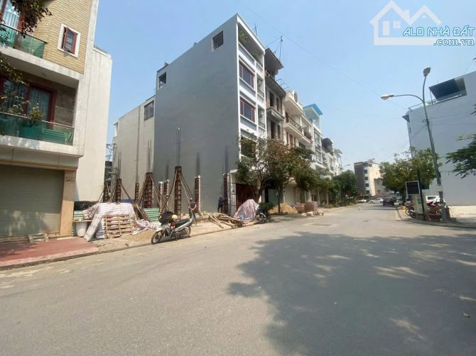 CẦN BÁN LÔ ĐẤT PHÂN LÔ 54m2 NGAY CHÂN CẦU BÍNH HỒNG BÀNG, HẢI PHÒNG