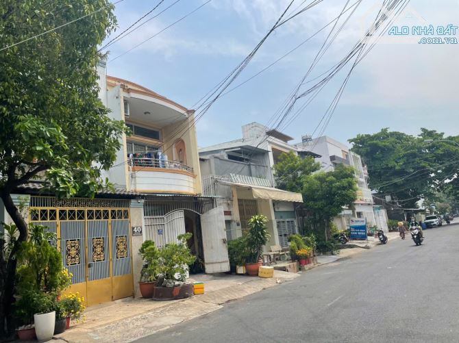 Bán nhà cũ đường số 13 tân kiểng quận 7 giá 12,x tỷ
