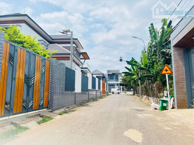6x30 Mặt tiền Phan Đăng Lưu sát ngả tư Nguyễn Chí Thanh. 3,3 tỷ
