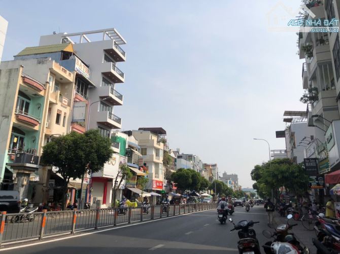 MẶT TIỀN NGUYỄN THÁI SƠN- GÒ VẤP-  40M- 3 TẦNG- - 4.1x11- 7.4 T