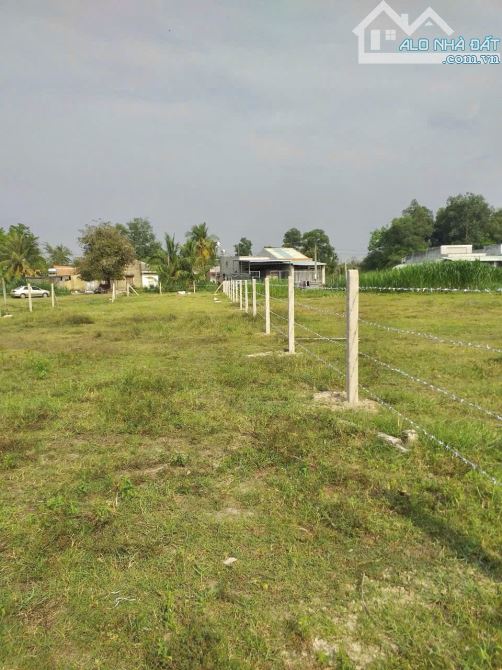 ✨ ĐẤT LỚN THỔ CƯ KHỦNG cho khách tìm xây Nhà Vườn. Ngang 12M Nở hậu có 400M2 ODT - 2.65 Tỷ