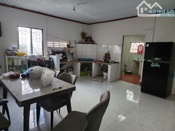 Bán nhà Mt Nguyễn Chí Thanh p Tân An tp Bmt dt 5.45x 29m giá 7 tỷ500