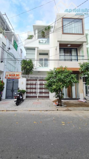 Bán Nhanh Nhà đẹp 3 tầng mặt tiền số 09 đường Mê Linh - Giá 15 Tỷ. - Tp Nha Trang - Diện t