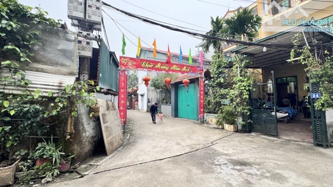 Siêu hiếm,bán đất Trâu Quỳ Gia lâm, 34m - 3.x tỷ - ô tô vào đất.