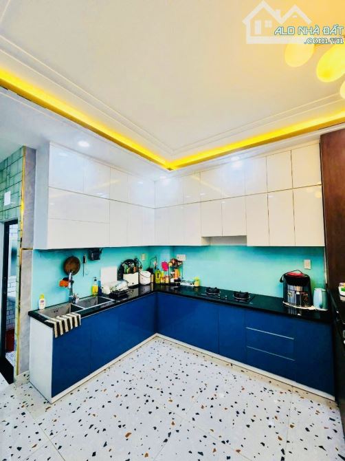 Bán nhà Gò Vấp 4x17m – Mặt tiền thông thoáng, gần CV Làng Hoa – Giá 7.9 tỷ Nhỉnh - 1
