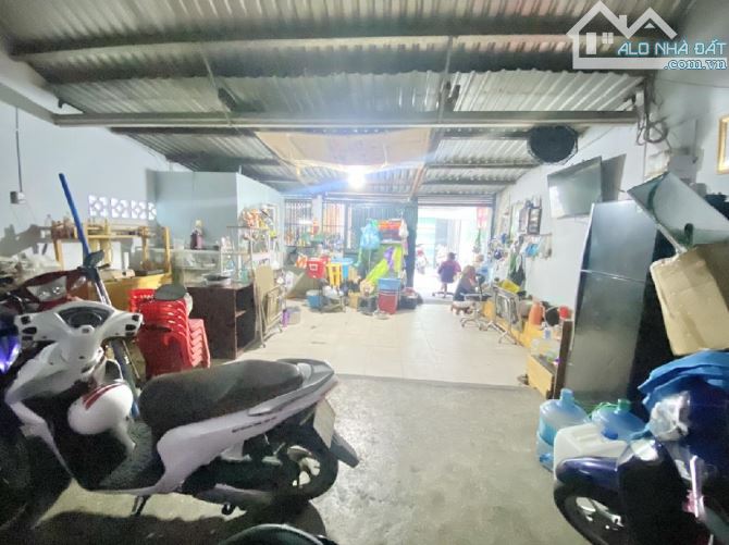 BÁN NHÀ NGUYỄN KHOÁI, QUẬN 4, MẶT TIỀN HKD, 79M2, 5.5x15, CHỈ 5.X TỶ - 1
