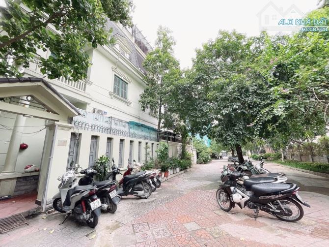 Bán Shophouse kđt Mỹ - Đình Mễ Trì - Sudico Phạm Hùng, SĐCC 210m, mt 12m, 125 tỷ - 1