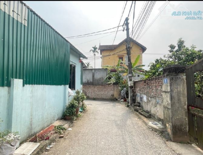 5.9 tỷ/56 M2/8 Mt/ Bát khối. Đông Dư. Ô tô thông - 1