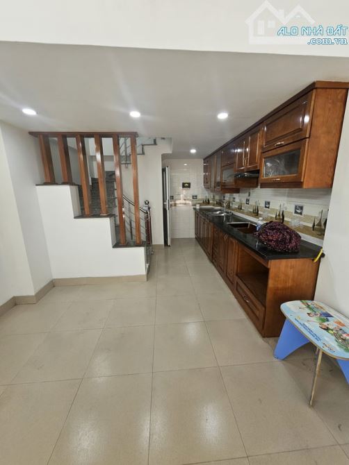 Bán Nhà Lô Góc Nguyễn Văn Linh, Thạch Bàn 37m2, 6 Tầng Ôtô 7 Chỗ Vào Nhà, Giá 7,4 Tỷ - 2
