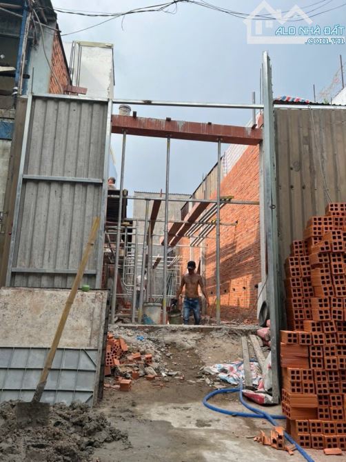 CẦN BÁN NHÀ BÌNH TÂN – 70M2 – 4 TẦNG – GẦN TÊN LỬA – HẺM 6M– NHỈNH 5 TỶ - 2