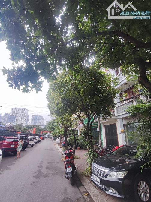 PHÂN LÔ - 2 MẶT TIỀN CĂN NHÀ ÍT CÓ NGƯỜI BÁN - ÔTÔ TRÁNH - VỈA HÈ MÊNH MÔNG - PHÙ HỢP MỌI - 2