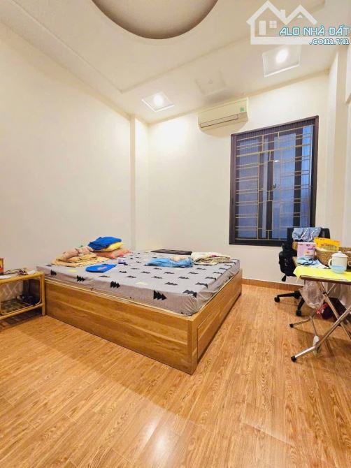 PHỐ ĐÀO TẤN - BA ĐÌNH - NHÀ ĐẸP - TRUNG TÂM VÍP - MẶT TIỀN SÁNG - 50M X 5 TẦNG - MT 3.6M - 2