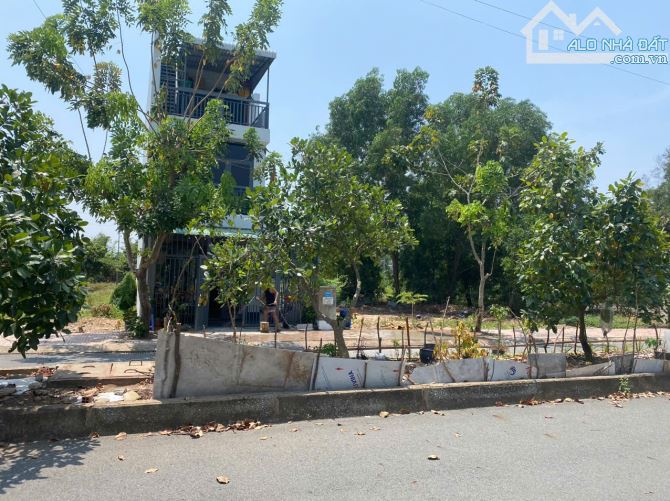 BÁN RẺ LÔ F LÀNG SEN LONG AN 880 TRIỆU - 2