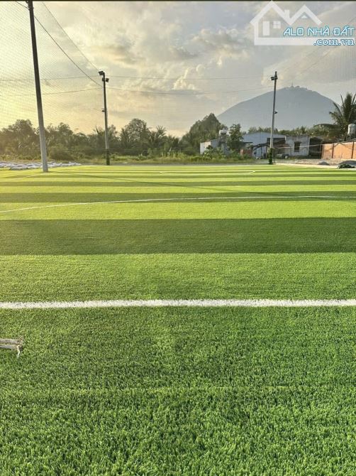 ✨ 1.000M2 (Ngang 8M nở hậu 33M, 50m2 ONT) View núi trực diện, sát sân bóng mới xây - 719TR - 2