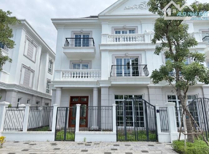 Biệt Thự Erowindow/ 38.x Tỷ/193 M2/3 Tầng/11 Mt/ Trâu Quỳ - 2
