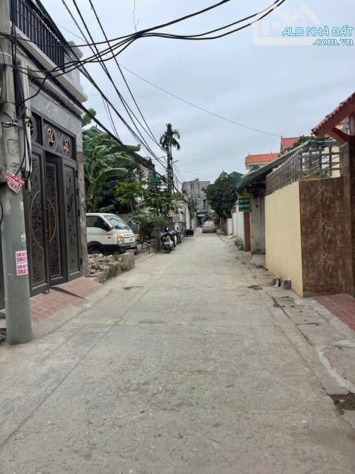Bán 89m2 Xóm 4 Hải Bối 50m ra trục chính làng, đường sắp trải nhựa. - 2