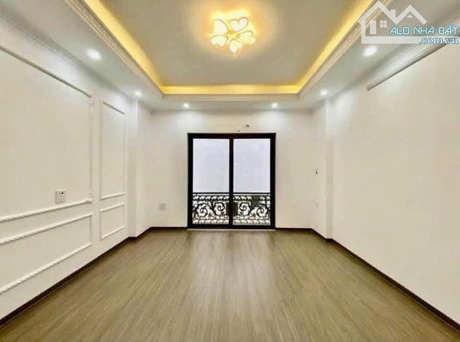 Bán nhà phố Tây Mỗ Nam Từ Liêm. 32m2 xây dựng 5 tầng. View hồ điều hòa Vinhomes Smart City - 2