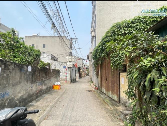 5.9 tỷ/56 M2/8 Mt/ Bát khối. Đông Dư. Ô tô thông - 2