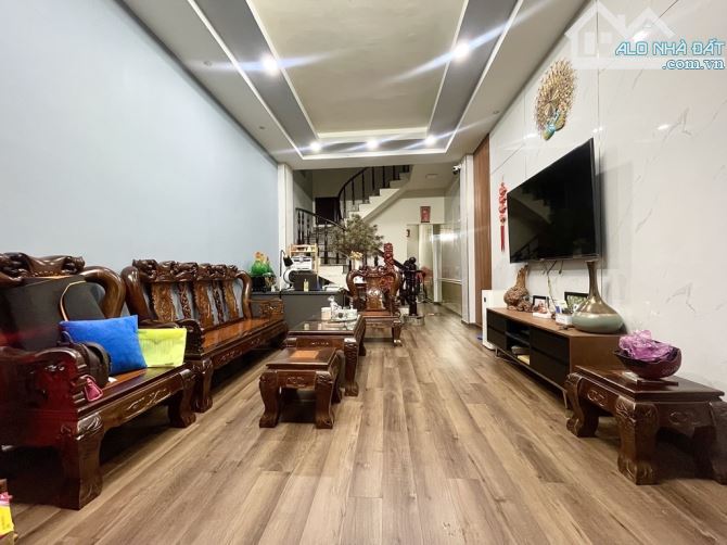 Bán nhà đường Hiệp Bình, Thủ Đức, hẻm 6m, 64m2, 3 tầng, 4PN - 2