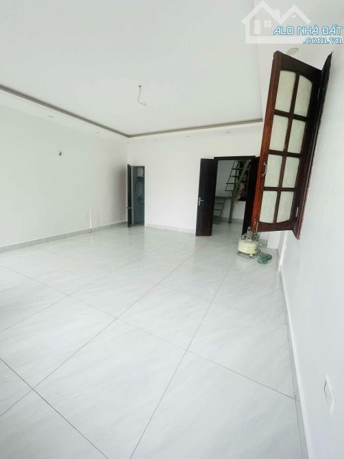 Lý Nam Đế, Lô góc, 3 thoáng, Vỉa hè, KD sầm uất. 45m2x4t, MT 5.3m. Chỉ 28.5 tỷ! - 3