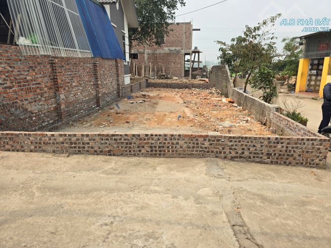 LÔ GÓC 85M2 FULL THỔ CƯ. TẠI PHÚ NGHĨA .CHƯƠNG MỸ. NHỈNH 3 TỶ - 3