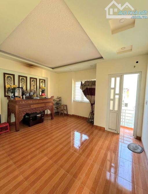 Bán nhà Thiên Lôi, Kênh Dương, Lê Chân, Hải Phòng. 3,5 tầng, 52m2, 3,5 tỷ. Ngang 5m, d2 - 3