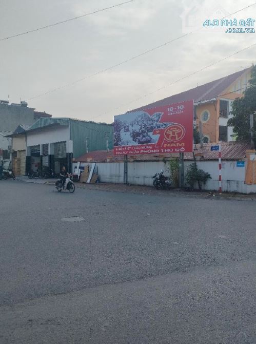 5.4 Tỷ/50 m2/5.2 Mt/ Bát Khối. Đông Dư. Ô tô - 3