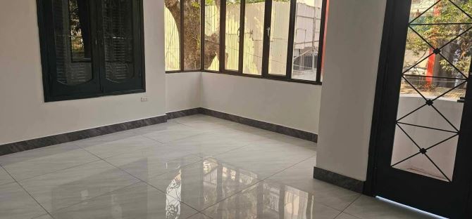 Lý Nam Đế, Lô góc, 3 thoáng, Vỉa hè, KD sầm uất. 45m2x4t, MT 5.3m. Chỉ 28.5 tỷ! - 4