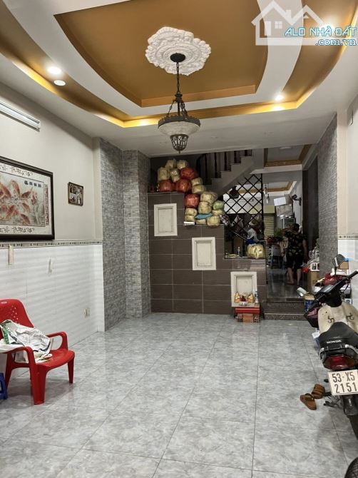 BÁN NHÀ 2 MẶT TIỀN ĐƯỜNG - 100M RA LÊ VĂN VIỆT - VIEW CÔNG VIÊN - 222M2 SÀN - CHỈ 12 TỶ! - 4