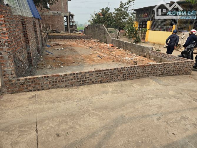LÔ GÓC 85M2 FULL THỔ CƯ. TẠI PHÚ NGHĨA .CHƯƠNG MỸ. NHỈNH 3 TỶ - 4