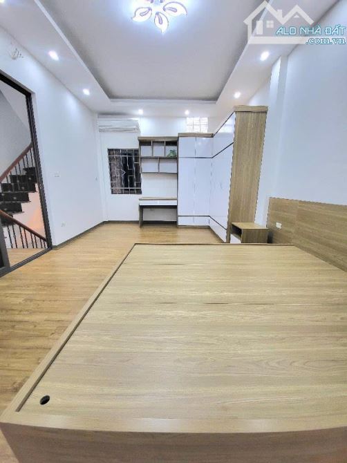 BÁN NHÀ HOÀNG MAI, NGÕ THÔNG, Ở LUÔN, DT RỘNG 73M2 GIÁ CHỈ 8,5 TỶ - 4