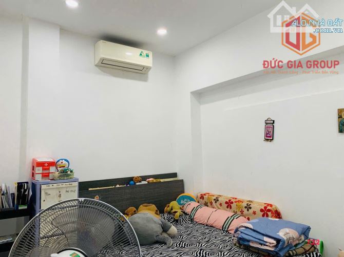 Bán nhà mặt tiền đường 30 tháng 4; sổ hồng hoàn công 1 trệt 2 lầu 80m2 giá 12.9 tỷ - 4