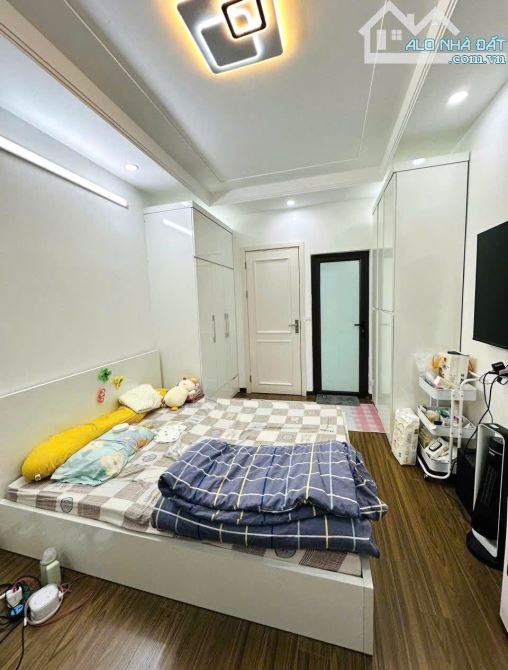 Ngay Hồ Đền Lừ - 5 M ra ô tô - Nhà dân mới kính kong - Full nội thất - Ở ngay. - 4