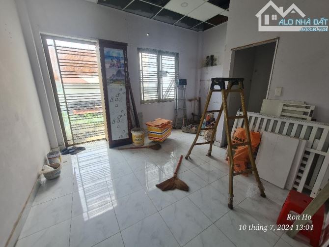 NHÀ 2 TẦNG - SÁT TIỀN ĐƯỜNG GẦN AEON TÂN PHÚ - 73M2 - ĐƯỜNG LÊ TRỌNG TẤN CHỈ 5 TỶ - 6