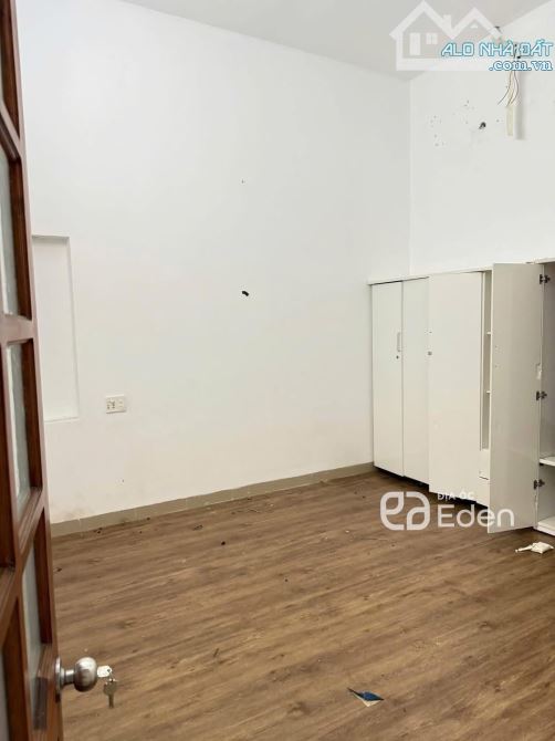 BÁN MẶT TIỀN KINH DOANH ĐƯỜNG TRẦN VĂN PHỤ. DT: 5x30M. GIÁ: 6,5 TỶ - 6