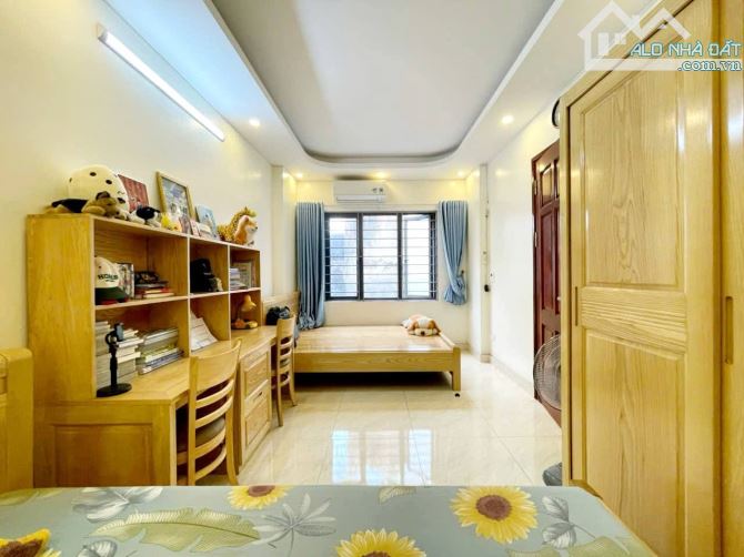 NHÀ ĐẸP PHỐ KHƯƠNG ĐÌNH THANH XUÂN SỞ HỮU NGAY 42m2/5tầng .Tặng full Nội Thất. Giá 9tỷ. - 9