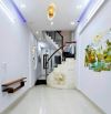 Bán nhà mặt tiền  3 tầng mới đẹp, dtsd: 120m², gần BIỂN