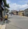 Bán 60m2 đất nằm ngay sát trục chính chợ Kiêu kỵ giá 4.9 tỷ