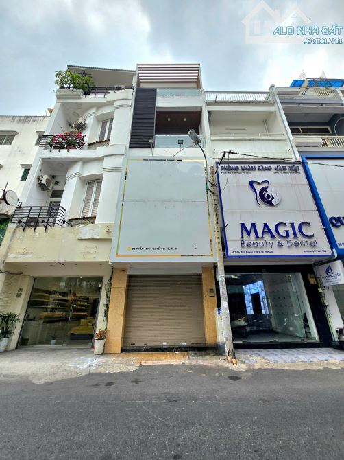Bán Nhà Mặt Tiền Số 3 Trần Minh Quyền, Phường 10, Quận 10. DT: 4x 20m. 4 Tầng. Giá: 25 Tỷ