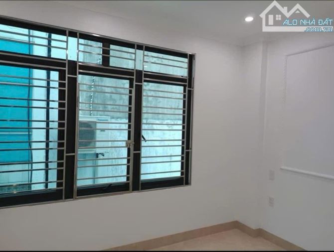 cần bán nhanh căn nhà 4 tầng ngõ  Bà Triệu