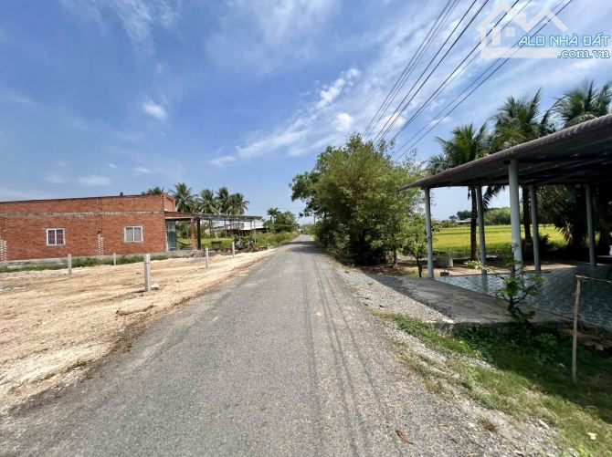 ✨  5x29M (Full ONT) Mặt đường Nhựa Siêu Đẹp, xung quanh hàng quán và nhà dân ở kín - 619TR