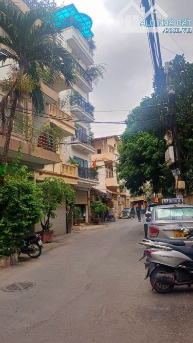 Ô TÔ TRÁNH, TÂN MAI- HOÀNG MAI, 72 M2, 5 TẦNG, MẶT TIỀN 5 M, GIÁ NHỈNH 19 TỶ.