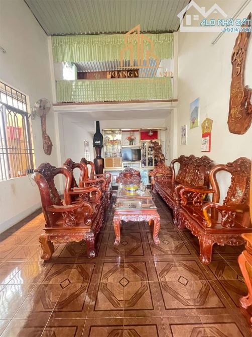 BÁN NHÀ MẶT TIỀN PHAN VĂN KHOẺ. DT:5x23M. GIÁ: 5,4 TỶ